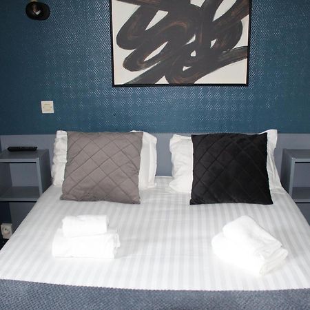 Hotel Des Pins Jullouville-les-Pins Rom bilde