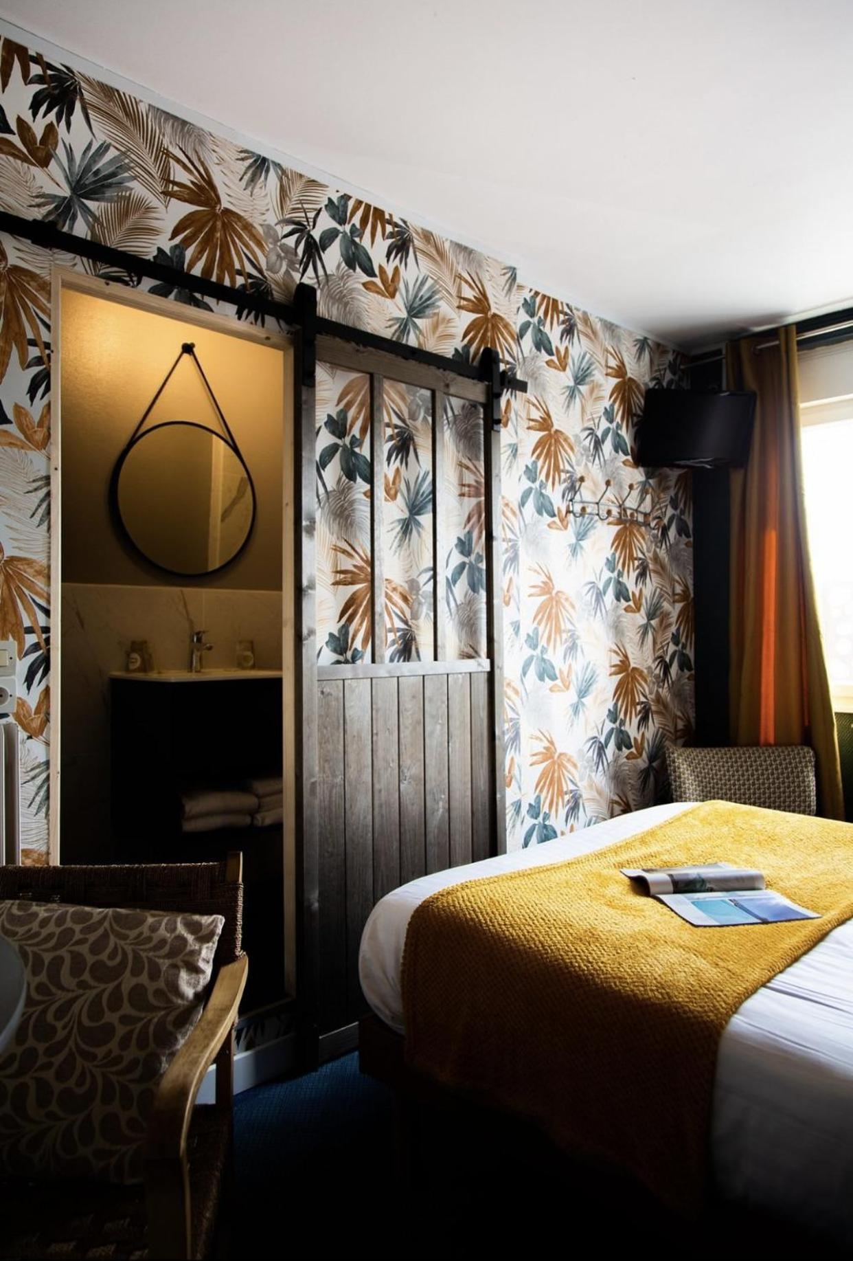 Hotel Des Pins Jullouville-les-Pins Eksteriør bilde