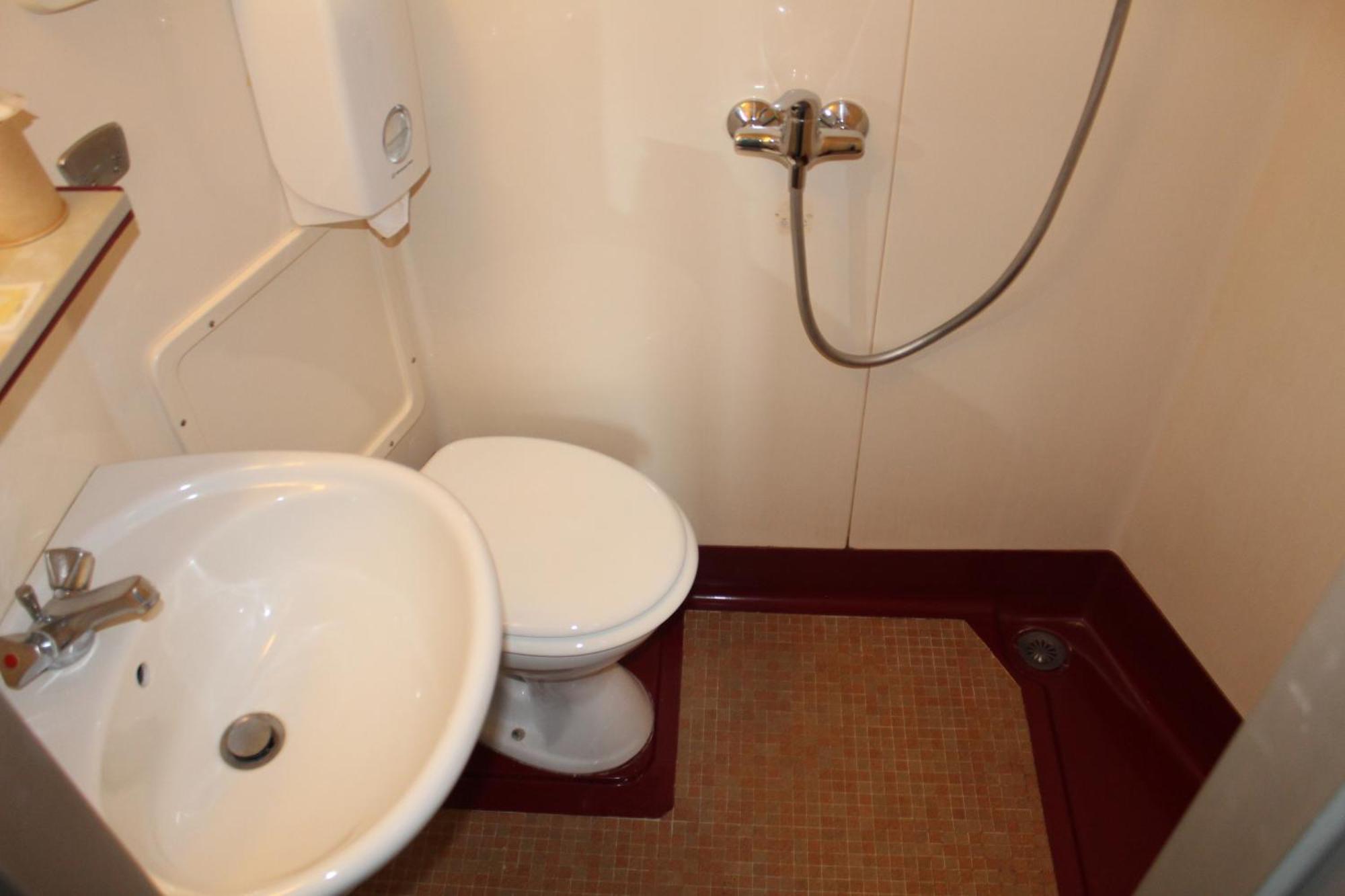 Hotel Des Pins Jullouville-les-Pins Rom bilde