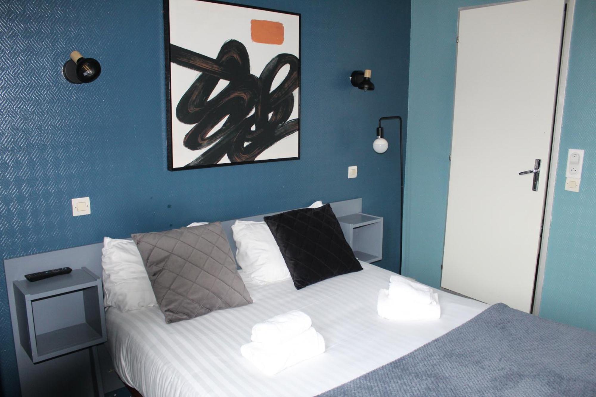 Hotel Des Pins Jullouville-les-Pins Rom bilde