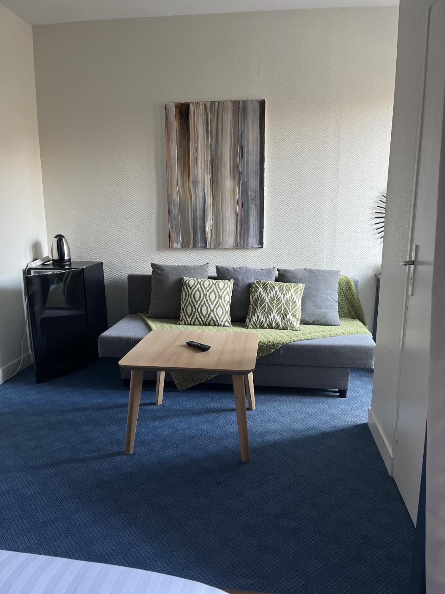 Hotel Des Pins Jullouville-les-Pins Rom bilde