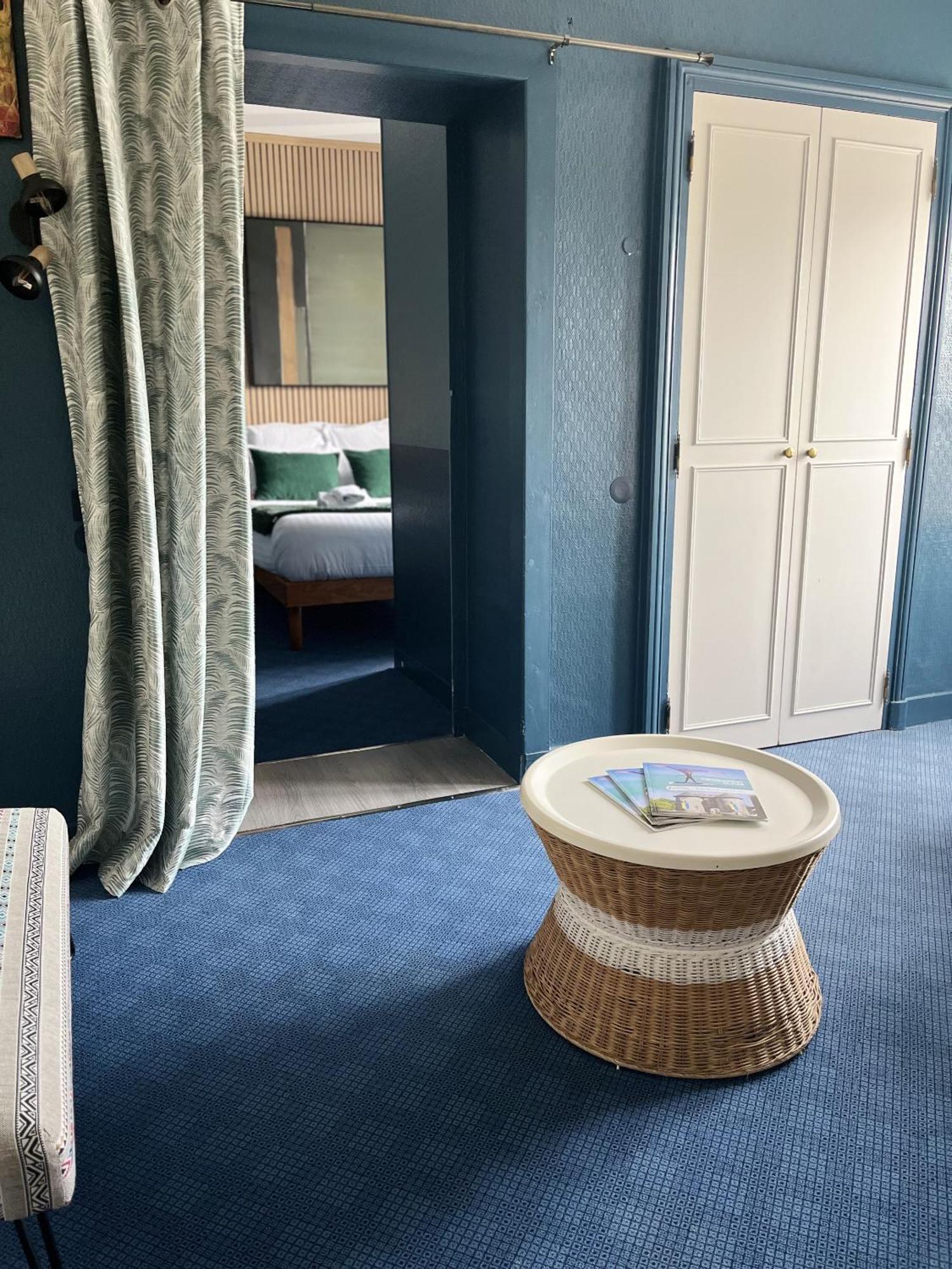 Hotel Des Pins Jullouville-les-Pins Rom bilde