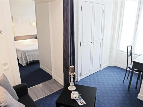 Hotel Des Pins Jullouville-les-Pins Rom bilde