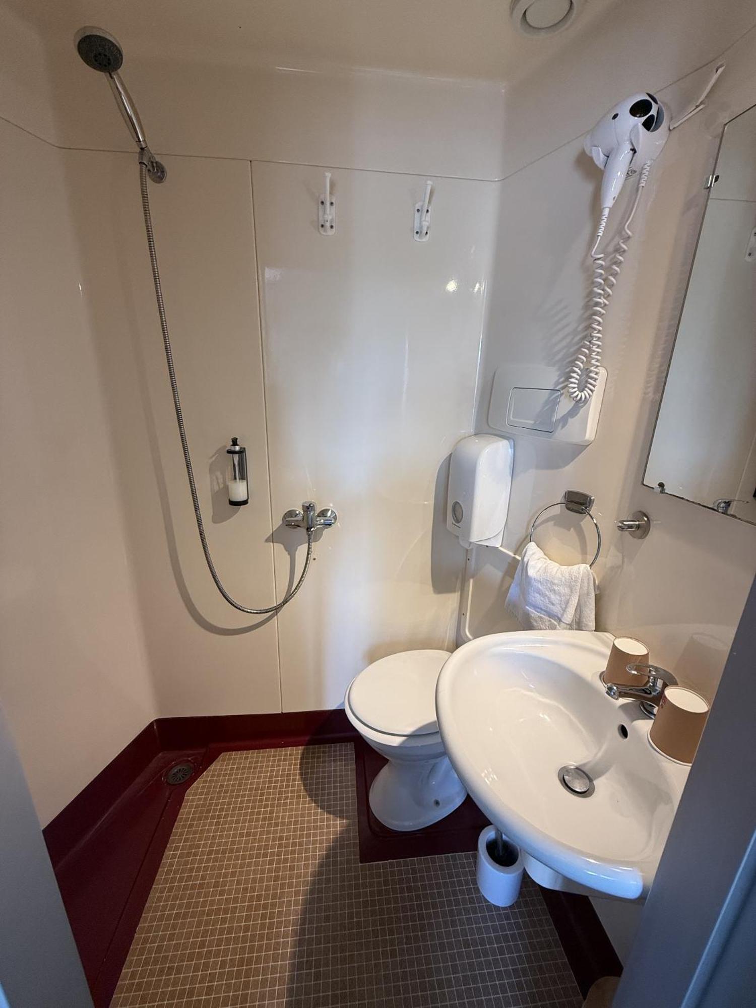 Hotel Des Pins Jullouville-les-Pins Rom bilde
