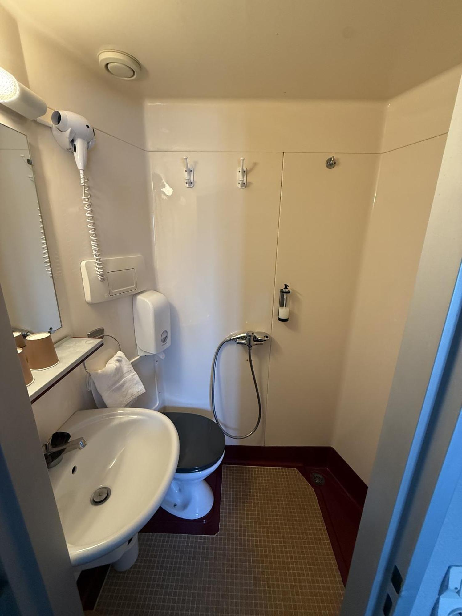 Hotel Des Pins Jullouville-les-Pins Rom bilde